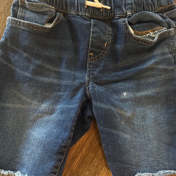 Boys Medium distressed drawstring denim shorts - Picture 6 of 6